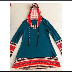 Beautiful and super comfortable hooded tunic blouse. Used only once.